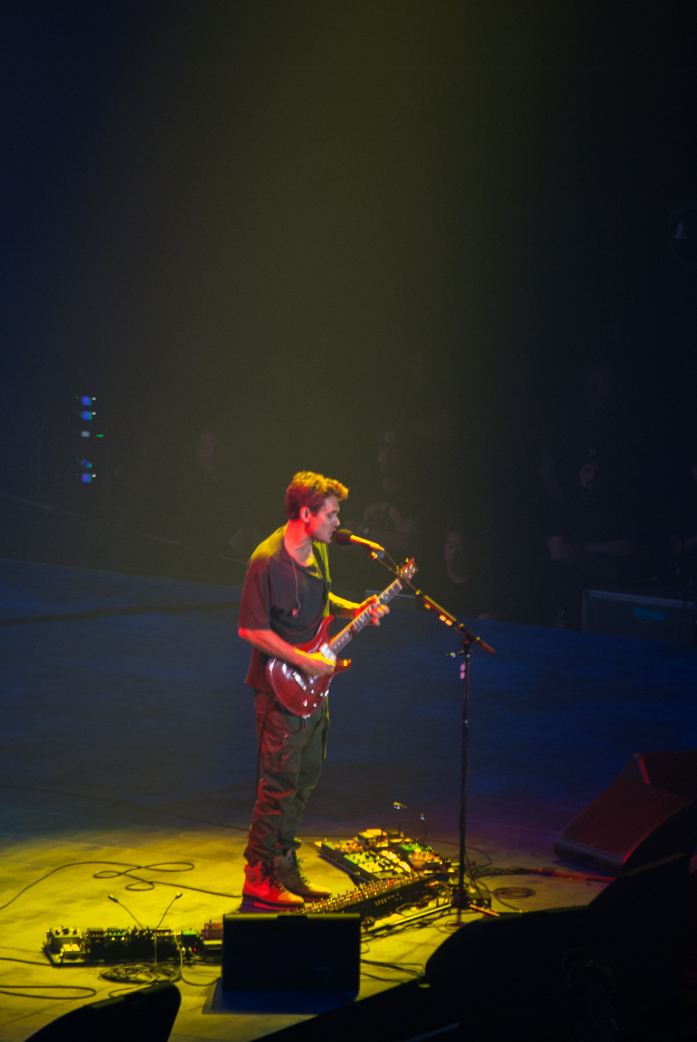 John Mayer Practice Routine: How He Practices Guitar